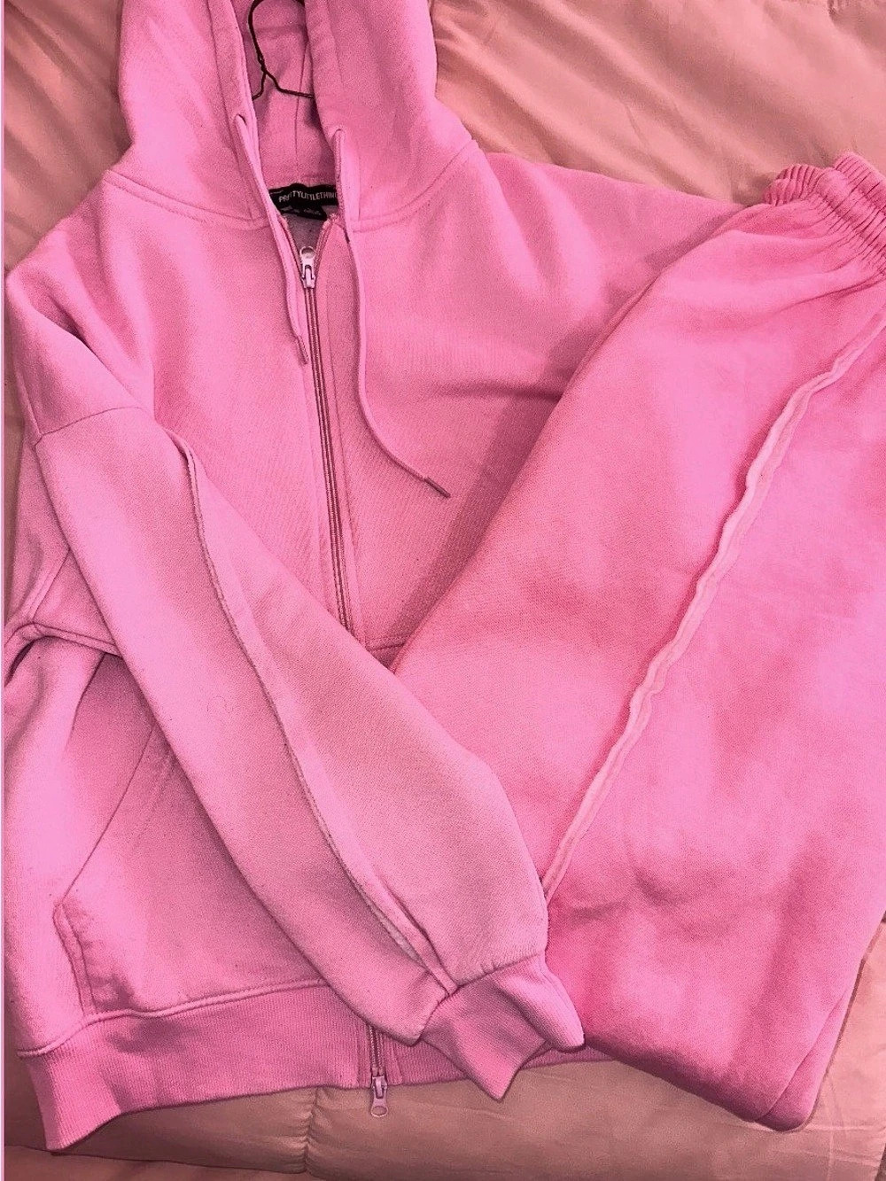 PrettyLittleThing Oversized Zip Through Hoodie & Jogger Set Pink
